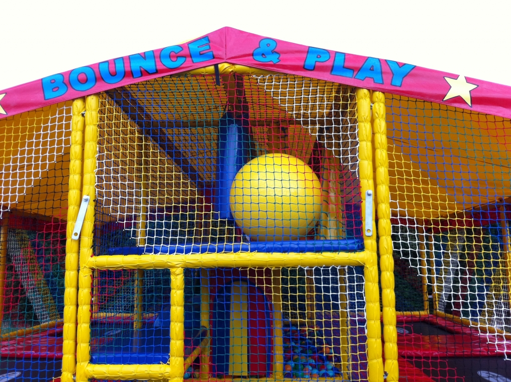 play and bounce